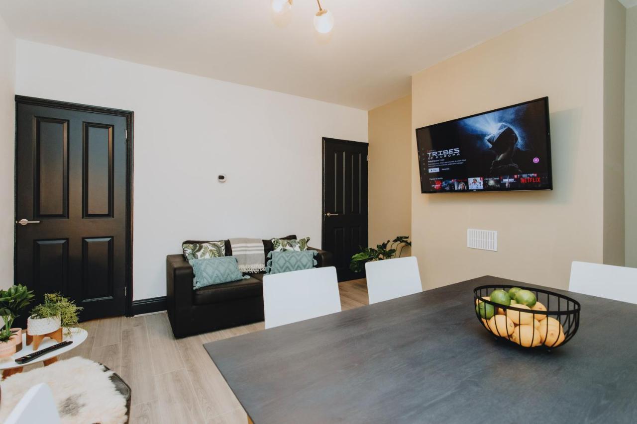 Townhouse House Ideal Contractors In Rugby Εξωτερικό φωτογραφία